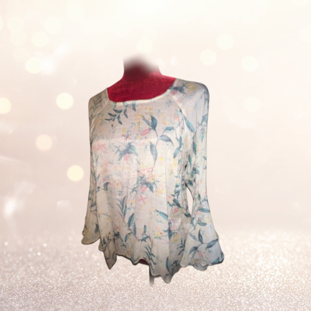 NEW Bell sleeve cut our back Lauren Conrad Blouse